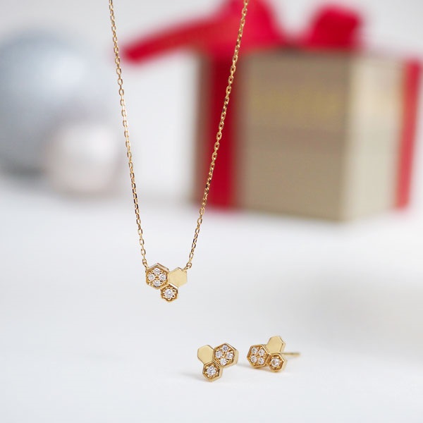 【pesca】ポンテヴェキオ K18YG フラワー ダイヤモンドネックレス K18YGダイヤモンドネックレス | ポンテヴェキオ公式オンラインショップ